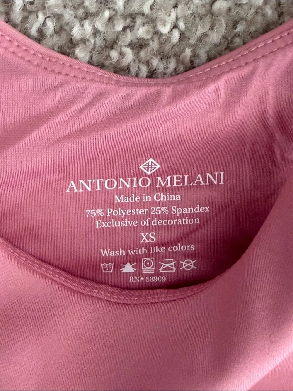 ANTONIO MELANI Pink High-Waist Leggings & Crop Tank Set
